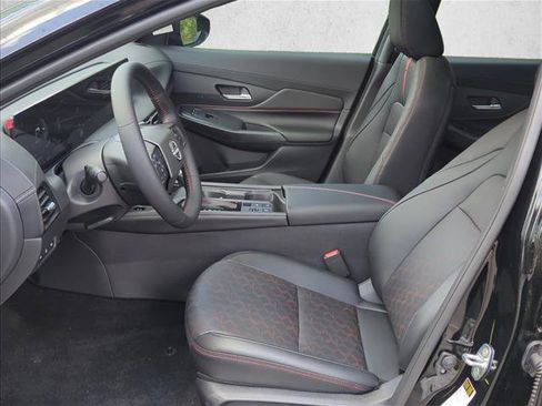 New 2026 Nissan Sentra SR w/ SR Premium Package FWD image 11