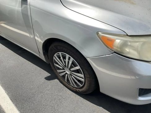 Used 2010 Toyota Corolla LE FWD image 2