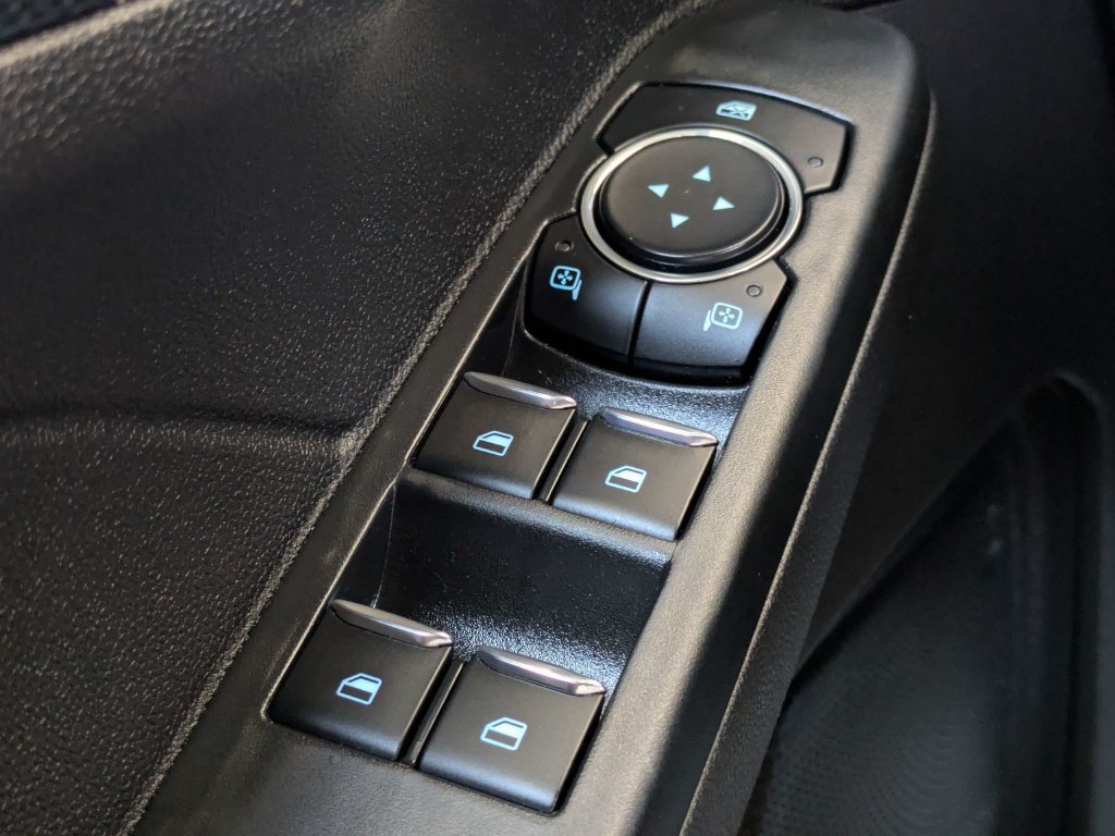 Used 2023 Ford Escape ST-Line w/ Tech Pack #1 FWD image 24