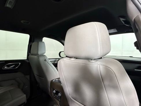 Used 2024 Chevrolet Tahoe LT w/ Luxury Package RWD image 29