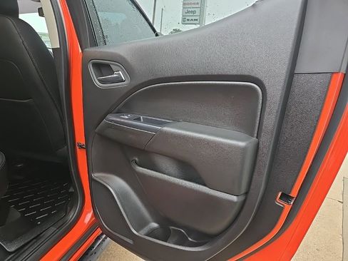 Used 2019 Chevrolet Colorado ZR2 image 90