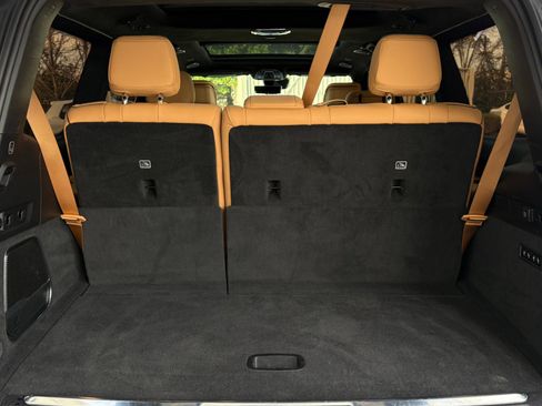 Used 2022 Jeep Grand Wagoneer Series III w/ Rear Seat Video Group 1 image 70