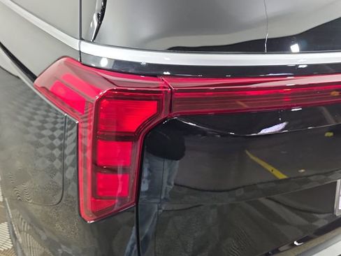 New 2026 Kia Carnival LXS image 36