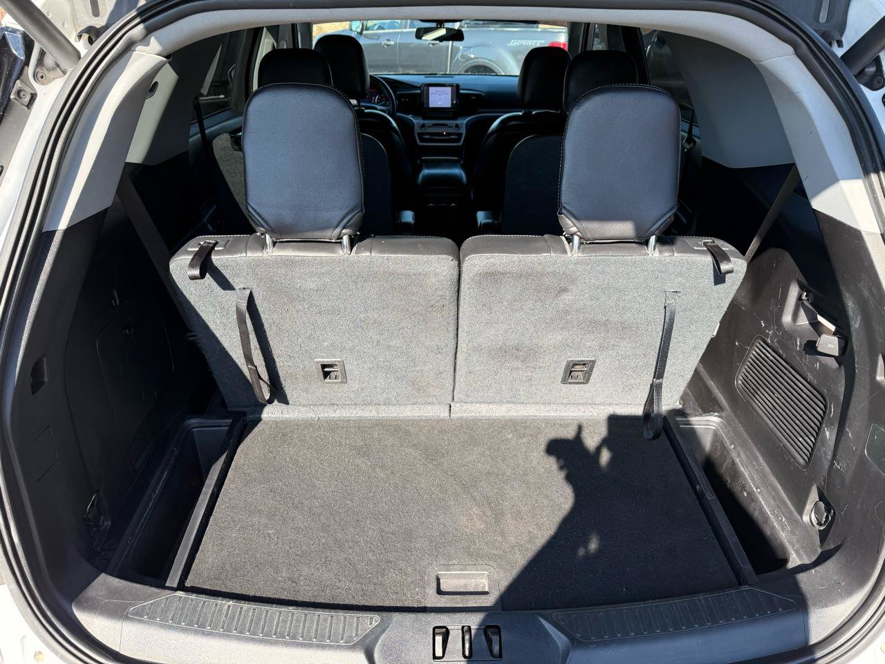 Used 2020 Ford Explorer XLT RWD image 16