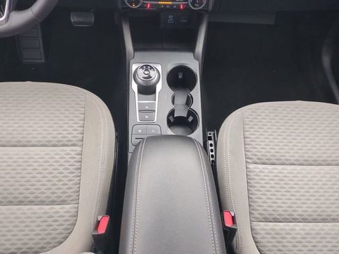 Used 2022 Ford Escape SE w/ SE Sport Appearance Package image 19