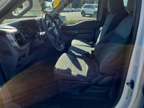 Used 2021 Ford F150 XLT image 11