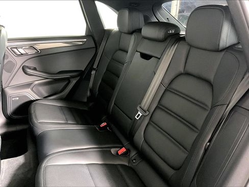 Certified 2024 Porsche Macan GTS AWD/4WD image 20