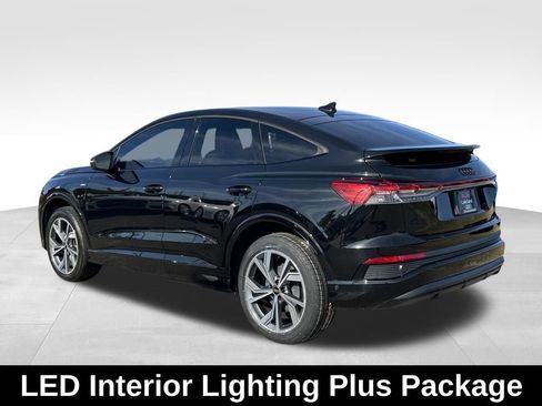 Used 2023 Audi Q4 e-tron Premium Plus w/ Premium Plus image 3