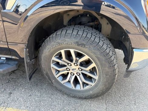 Used 2021 Ford F150 Lariat w/ Equipment Group 501A Mid AWD/4WD image 10
