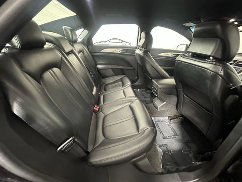 Used 2019 Lincoln MKZ Premiere image 25