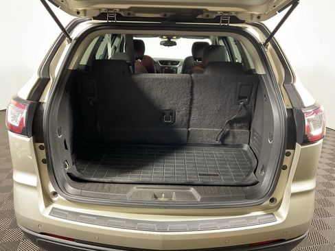 Used 2015 Chevrolet Traverse LT w/ Style and Technology Package AWD/4WD image 15
