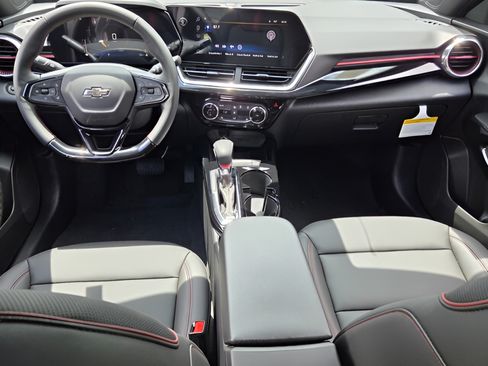 New 2026 Chevrolet Trax RS w/ Sunroof Package FWD image 12