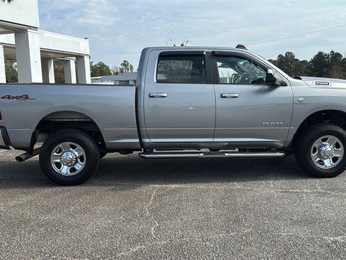 Used 2021 RAM 2500 Big Horn image 9