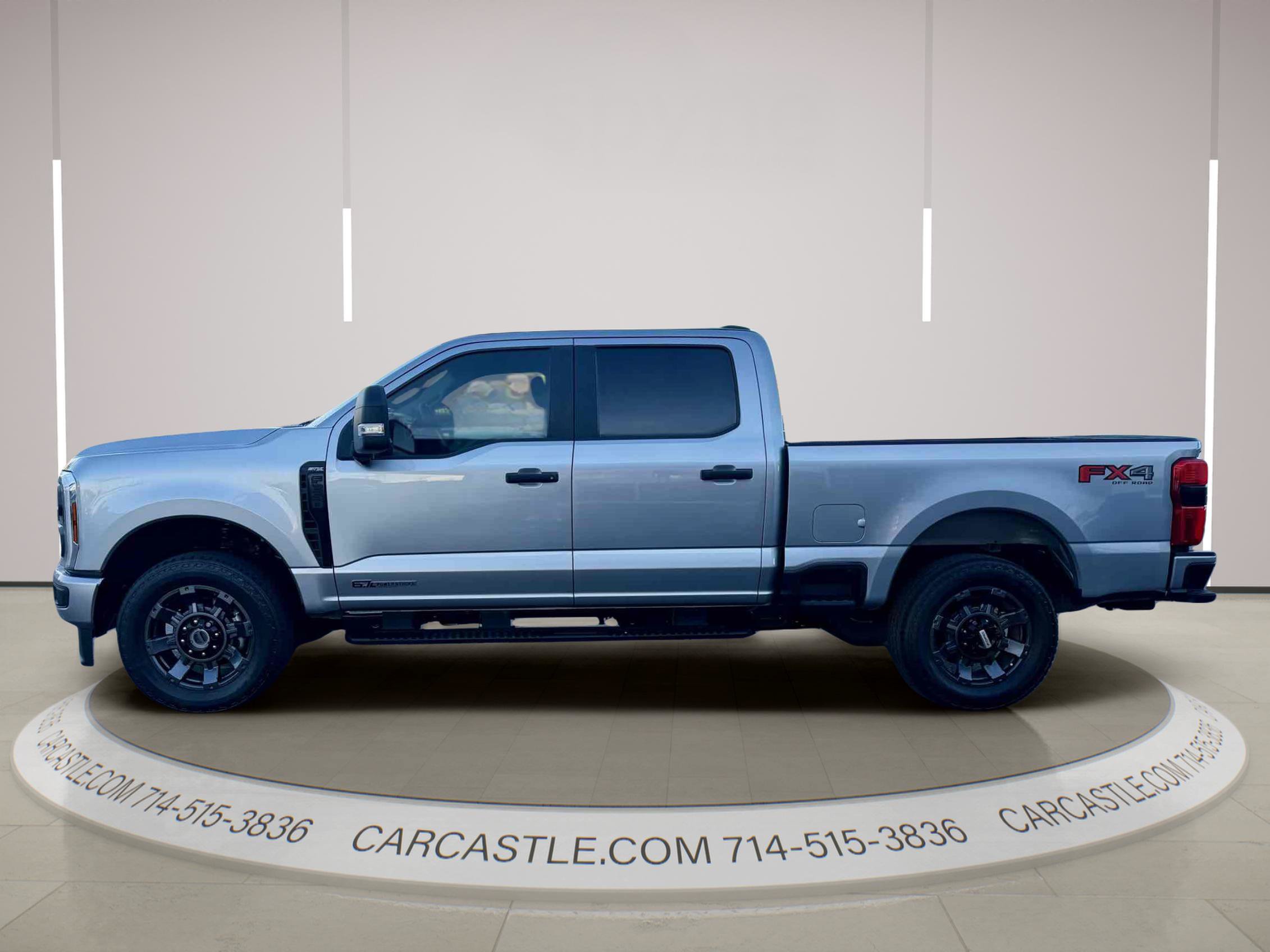Used 2024 Ford F250 XL w/ STX Appearance Package AWD/4WD image 2