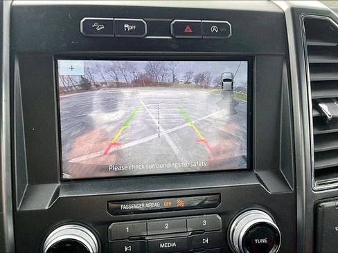 Used 2018 Ford F150 Lariat w/ Equipment Group 502A Luxury image 15