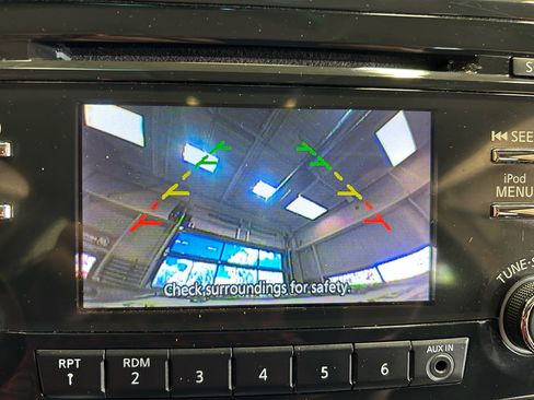 Used 2013 Nissan Altima 2.5 SV FWD image 18