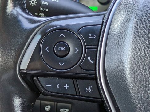 Used 2021 Toyota Venza Limited image 27