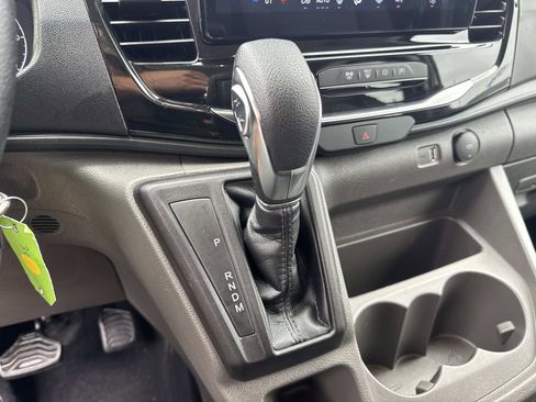 Used 2024 Ford Transit 350 XLT RWD image 26