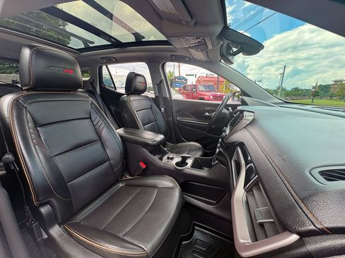Used 2022 GMC Terrain AT4 AWD/4WD image 28