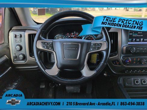 Used 2017 GMC Sierra 1500 Denali w/ Denali Ultimate Package AWD/4WD image 15