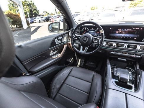 Used 2021 Mercedes-Benz GLE 350 4MATIC w/ Premium Package image 24