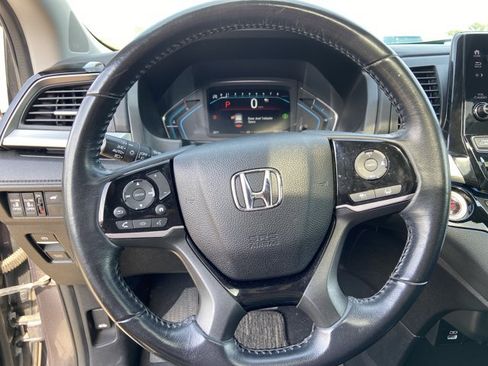 Used 2022 Honda Odyssey Touring image 35