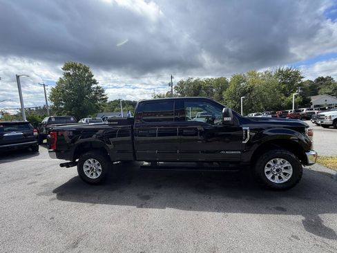 Used 2020 Ford F250 XLT w/ FX4 Off-Road Package AWD/4WD image 4