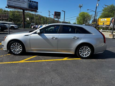 Used 2013 Cadillac CTS Luxury AWD/4WD image 4