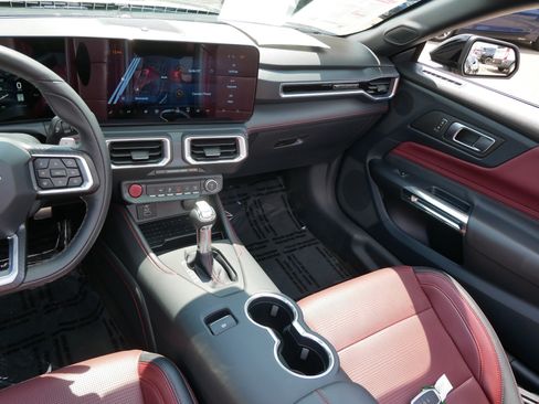 Used 2024 Ford Mustang GT Premium RWD image 11