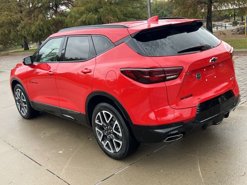 Used 2024 Chevrolet Blazer RS w/ Enhanced Convenience Package image 8