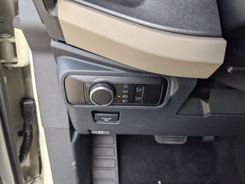 New 2025 Ford Bronco Big Bend image 25