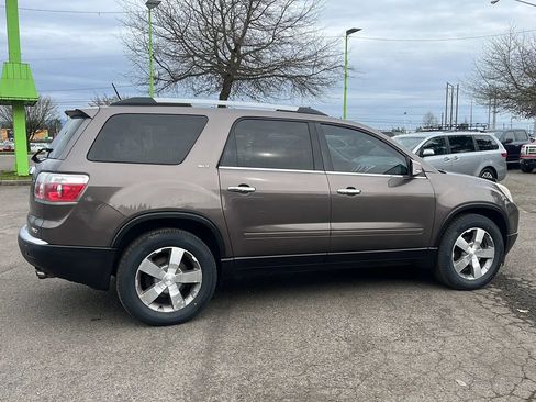 Used 2011 GMC Acadia SLT AWD/4WD image 3
