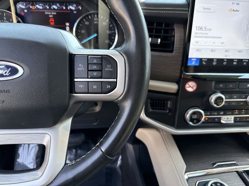 Used 2024 Ford Expedition Max Limited RWD image 20