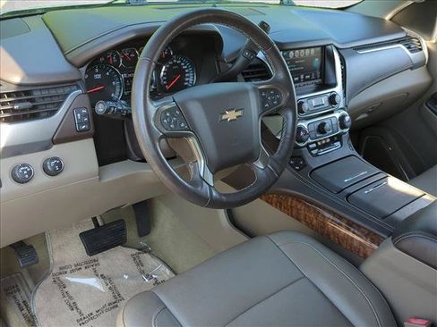 Used 2017 Chevrolet Tahoe Premier AWD/4WD image 10