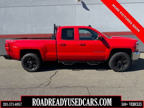 Used 2019 Chevrolet Silverado 1500 LT AWD/4WD image 1