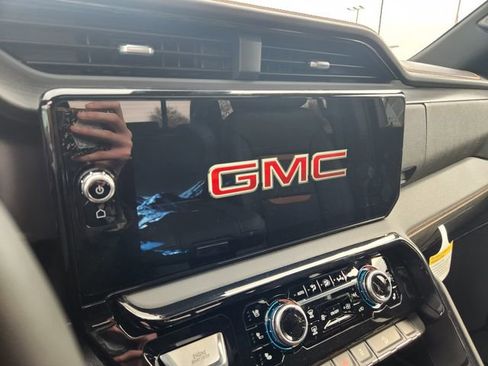 New 2026 GMC Sierra 1500 AT4 image 18