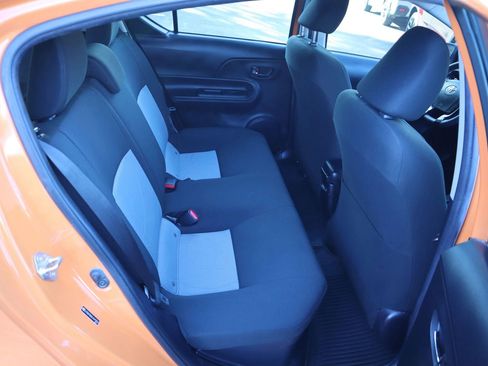 Used 2018 Toyota Prius C Two image 19