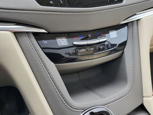 Certified 2023 Cadillac XT5 Premium Luxury w/ LPO, Floor Liner Package AWD/4WD image 30
