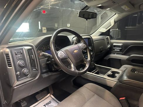 Used 2018 Chevrolet Silverado 1500 LT w/ True North Edition AWD/4WD image 11