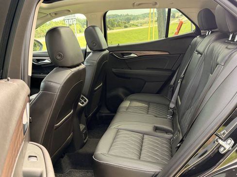Used 2023 Buick Envision Avenir AWD/4WD image 25