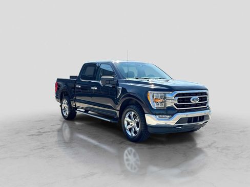 Used 2021 Ford F150 XLT w/ Equipment Group 302A High AWD/4WD image 8