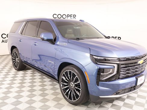Used 2026 Chevrolet Tahoe High Country AWD/4WD image 1