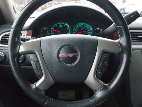Used 2014 GMC Yukon SLT image 18