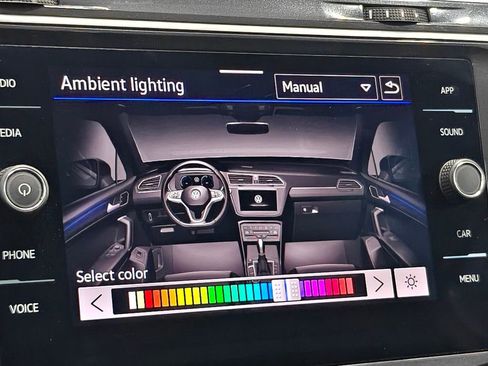 Used 2024 Volkswagen Tiguan SE R-Line image 46