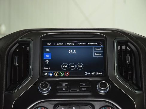Used 2022 GMC Sierra 3500 Denali AWD/4WD image 35