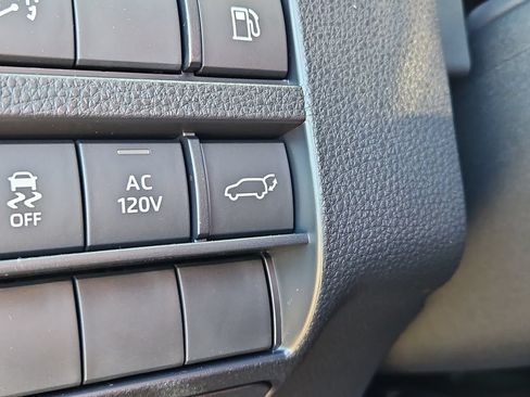 New 2026 Toyota 4Runner TRD Off-Road Premium AWD/4WD image 15