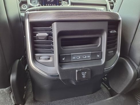 New 2026 RAM 1500 Laramie AWD/4WD image 23