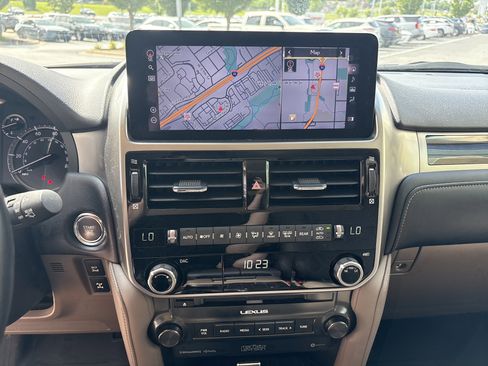 Used 2023 Lexus GX 460 Premium AWD/4WD image 23