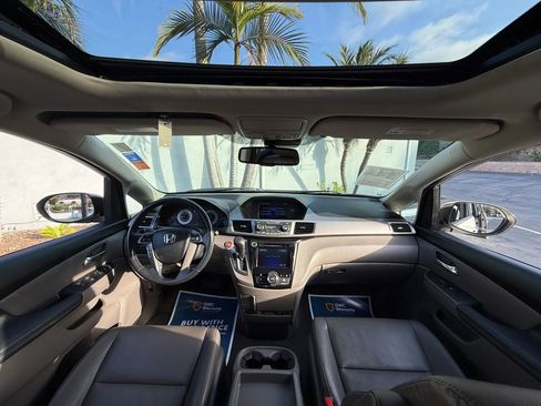 Used 2016 Honda Odyssey EX-L image 17