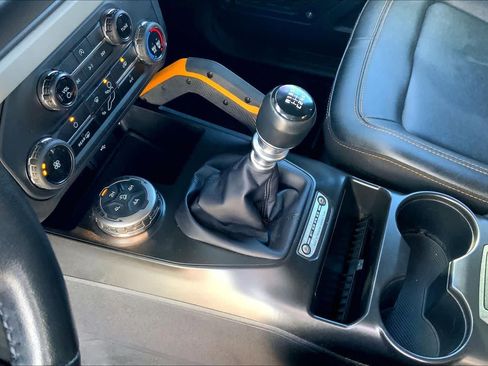 Used 2023 Ford Bronco Badlands image 17